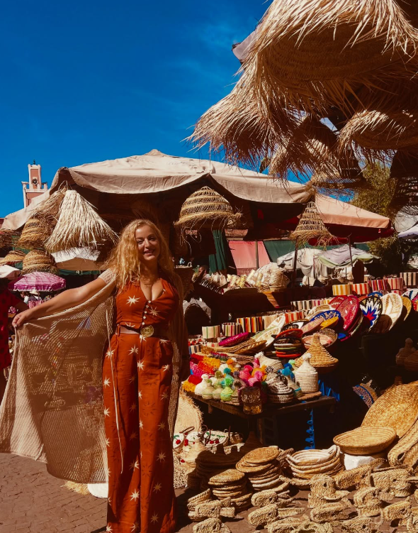 Serenity Sahara traveller: souk colours