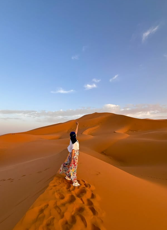 Serenity Sahara traveller: dune walk